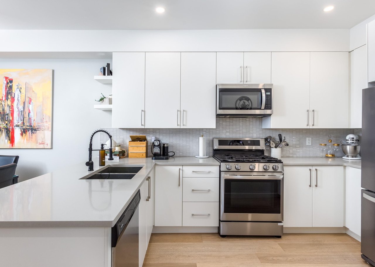 4-41333 Skyridge Pl