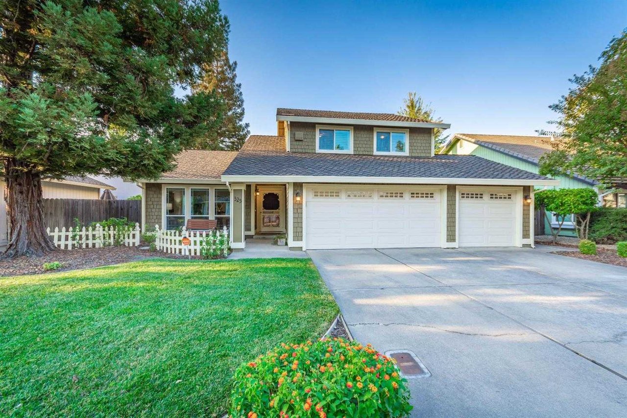 325 Rivergate Way