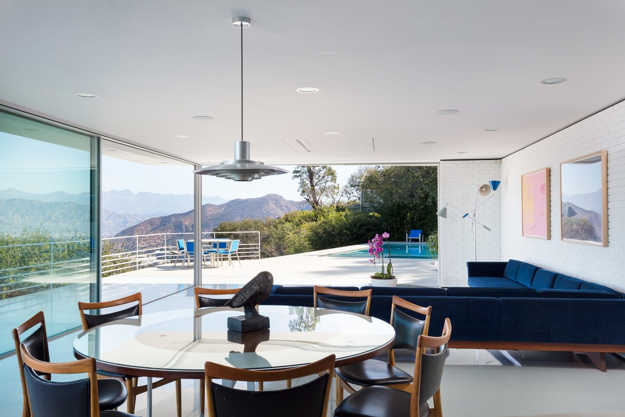 Contemporary Modern View Home