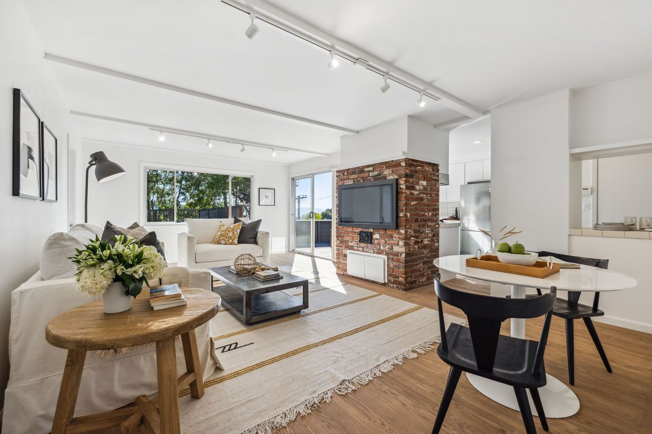 90 Altura Way