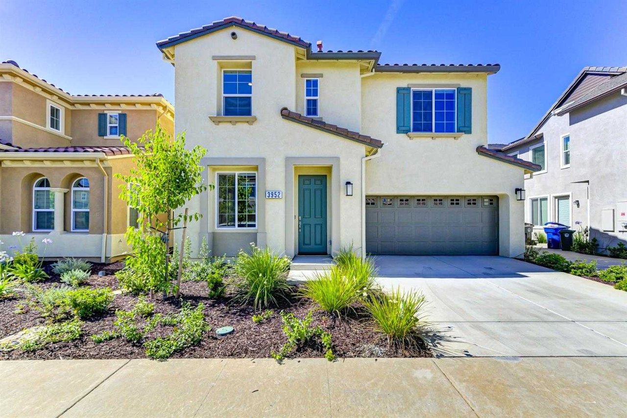 3952 Aristotle Circle