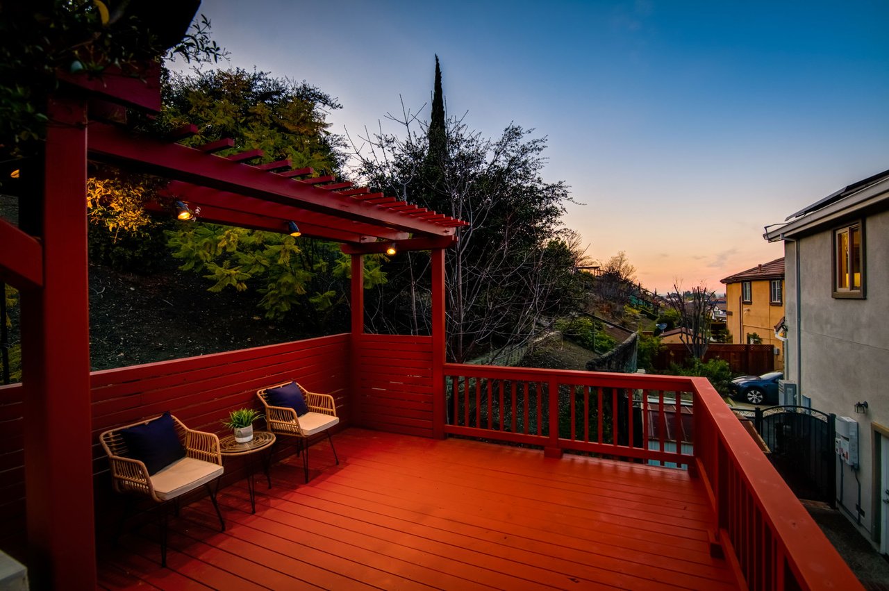 3902 Mars Court