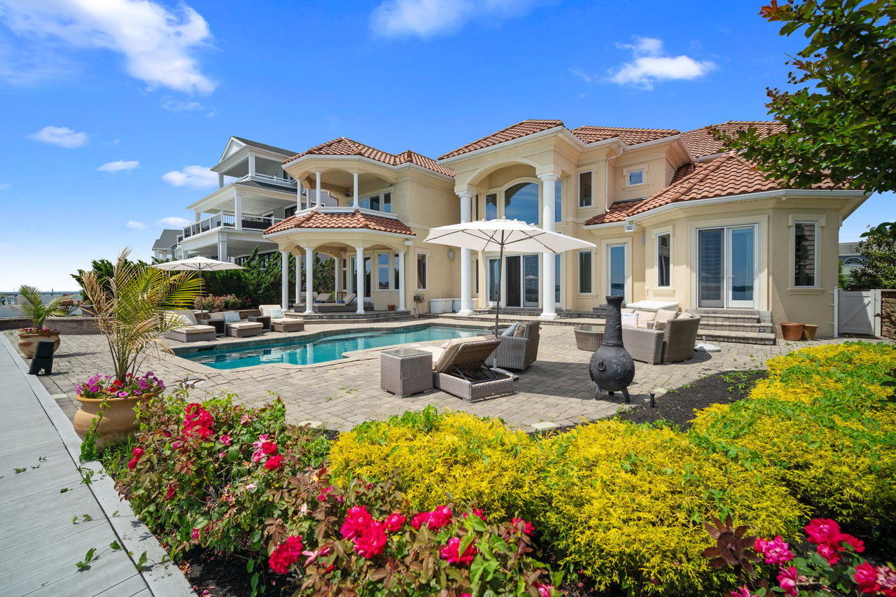 West Shore Villa