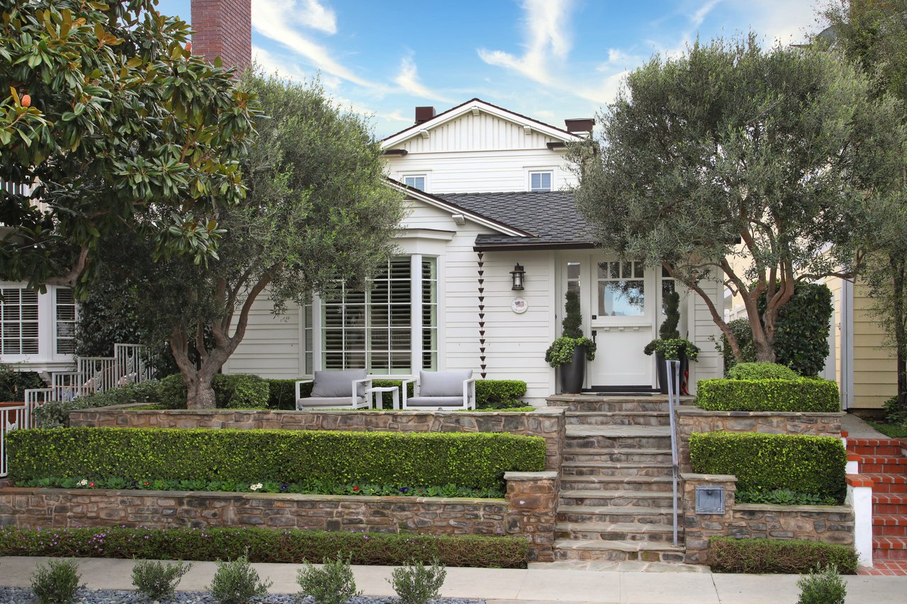 426 Dahlia Avenue