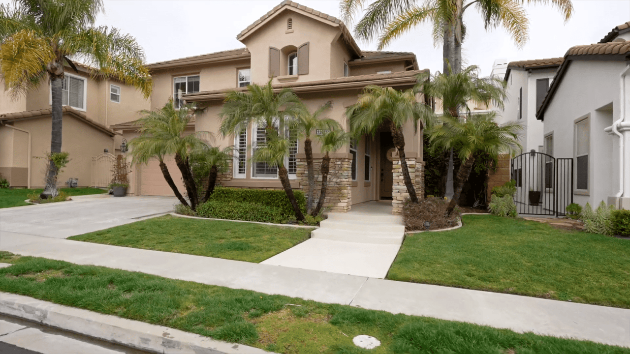 Luxurious Pool Home For Sale in Mission Viejo