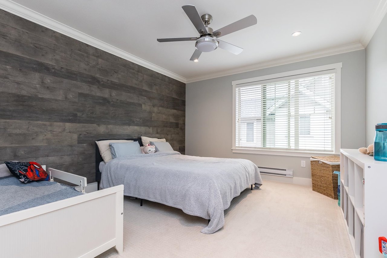12-19097 64 Ave