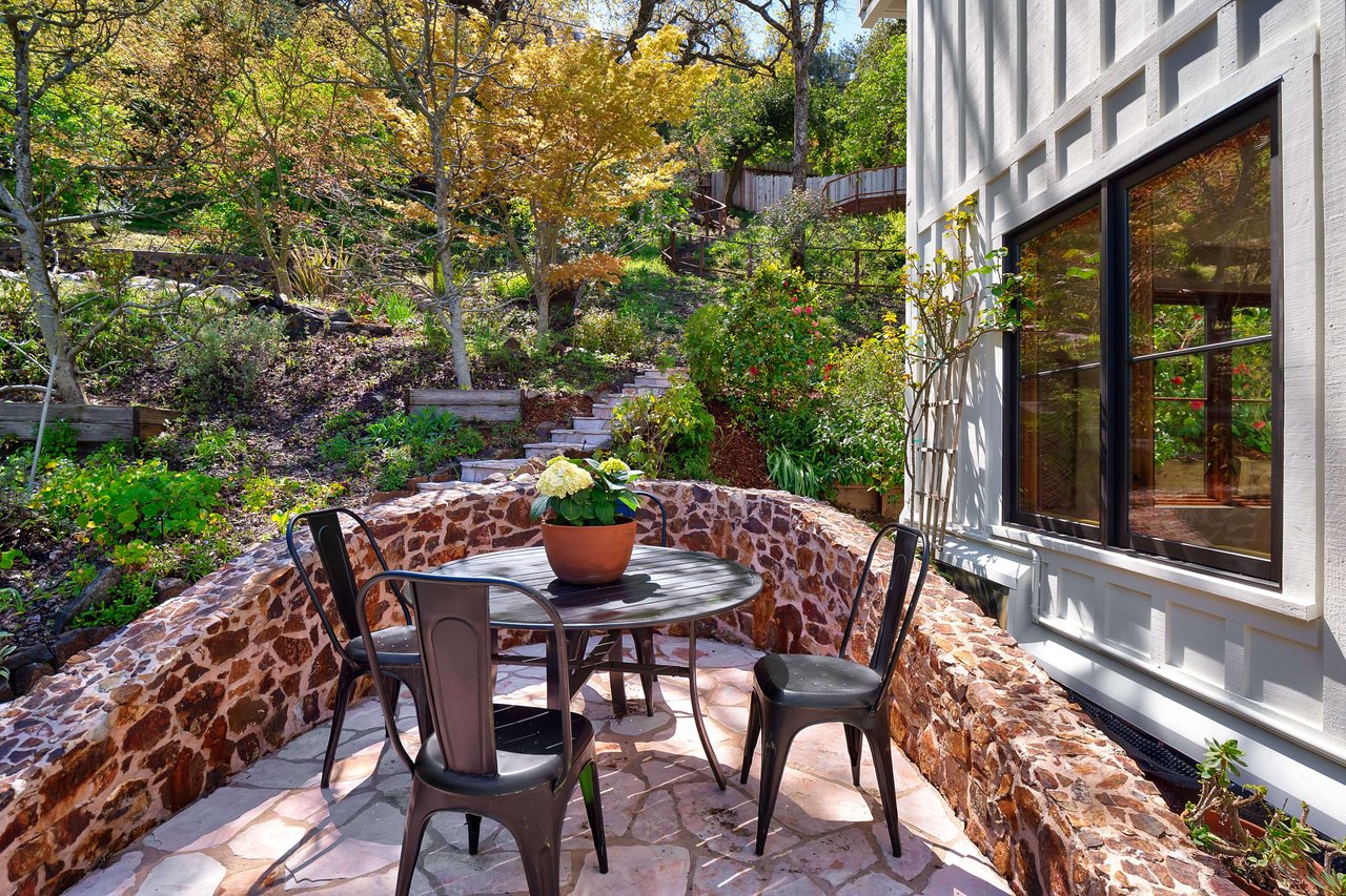 880 Bolinas Road, Fairfax