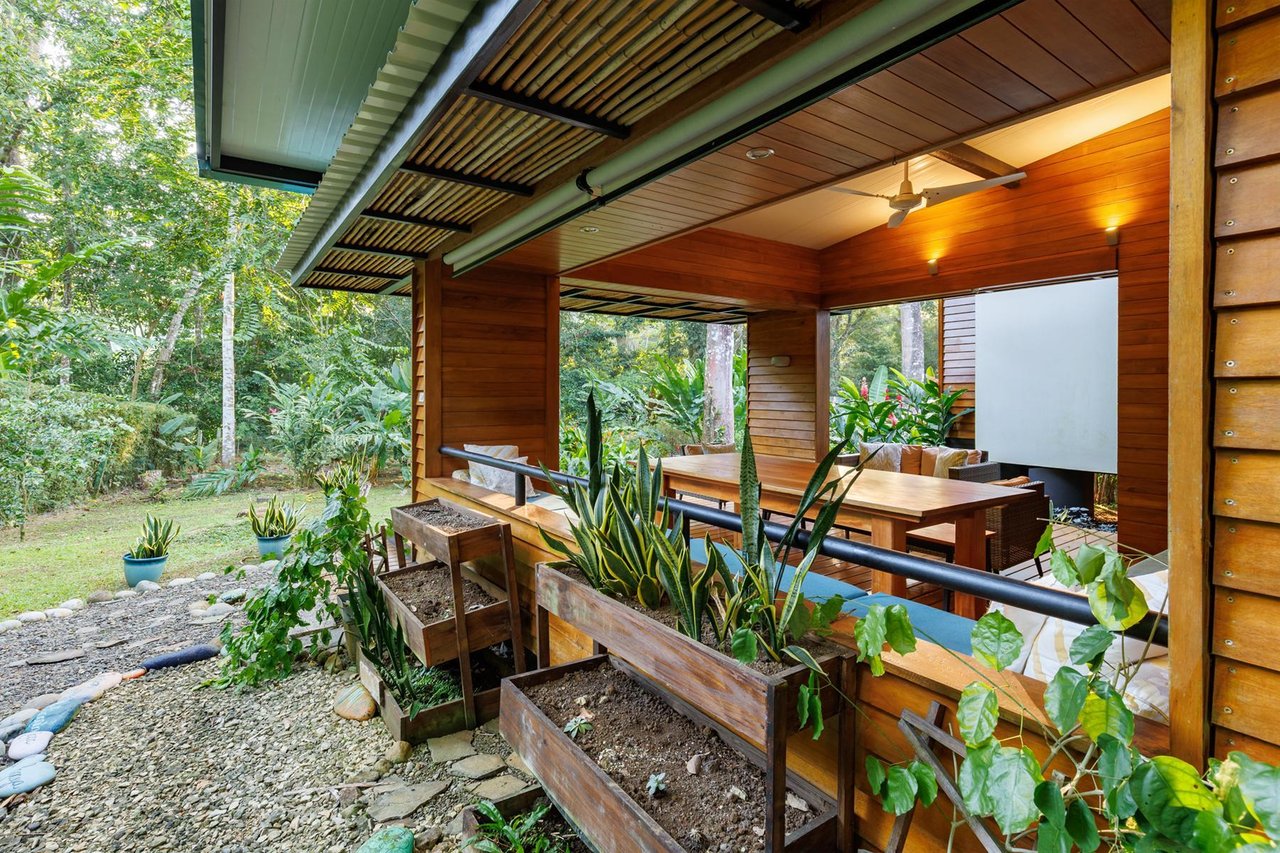 Riverside Wellness Boutique Hotel, Ojochal, Puntarenas