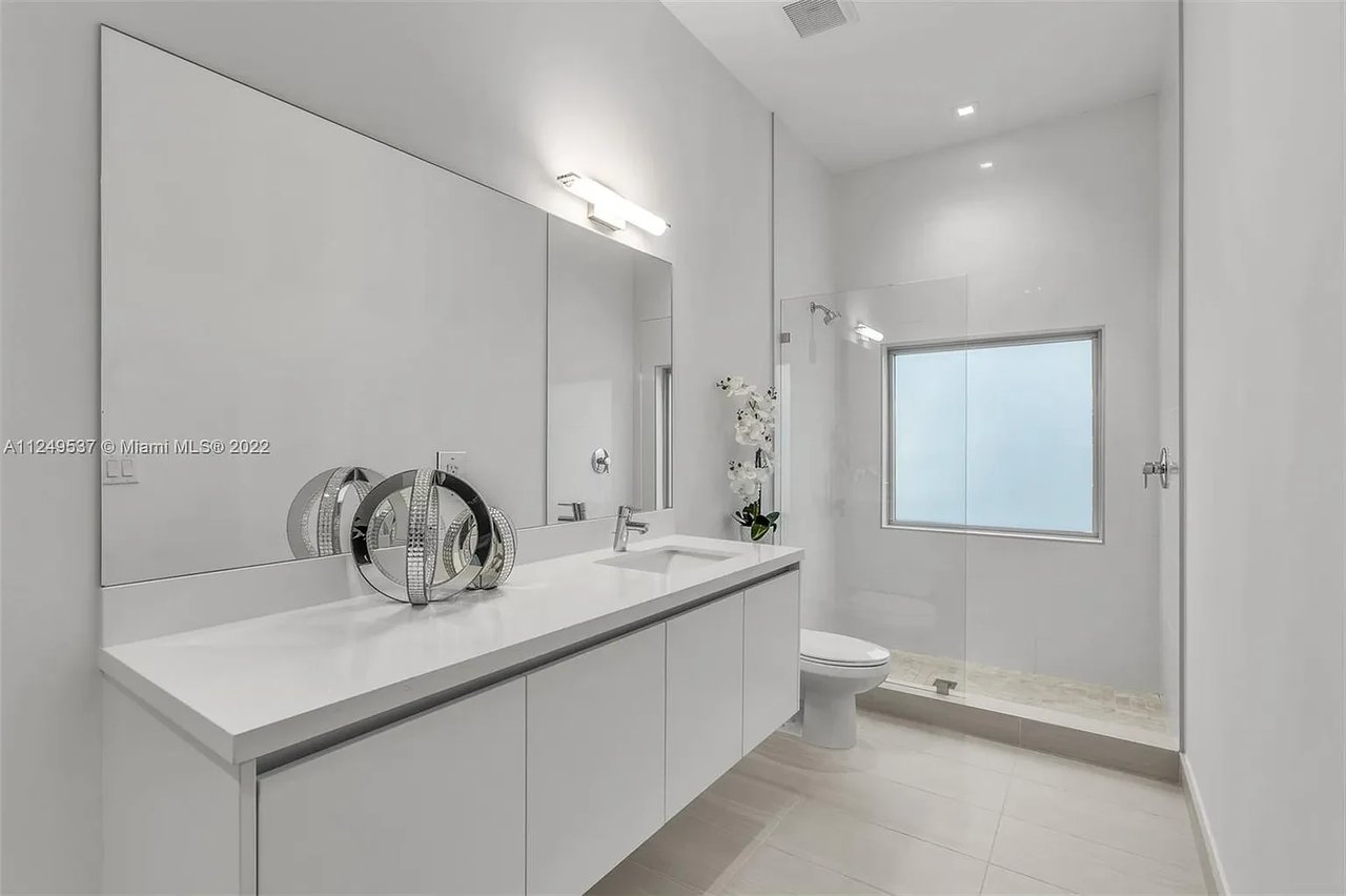 16672 S Botaniko Dr S