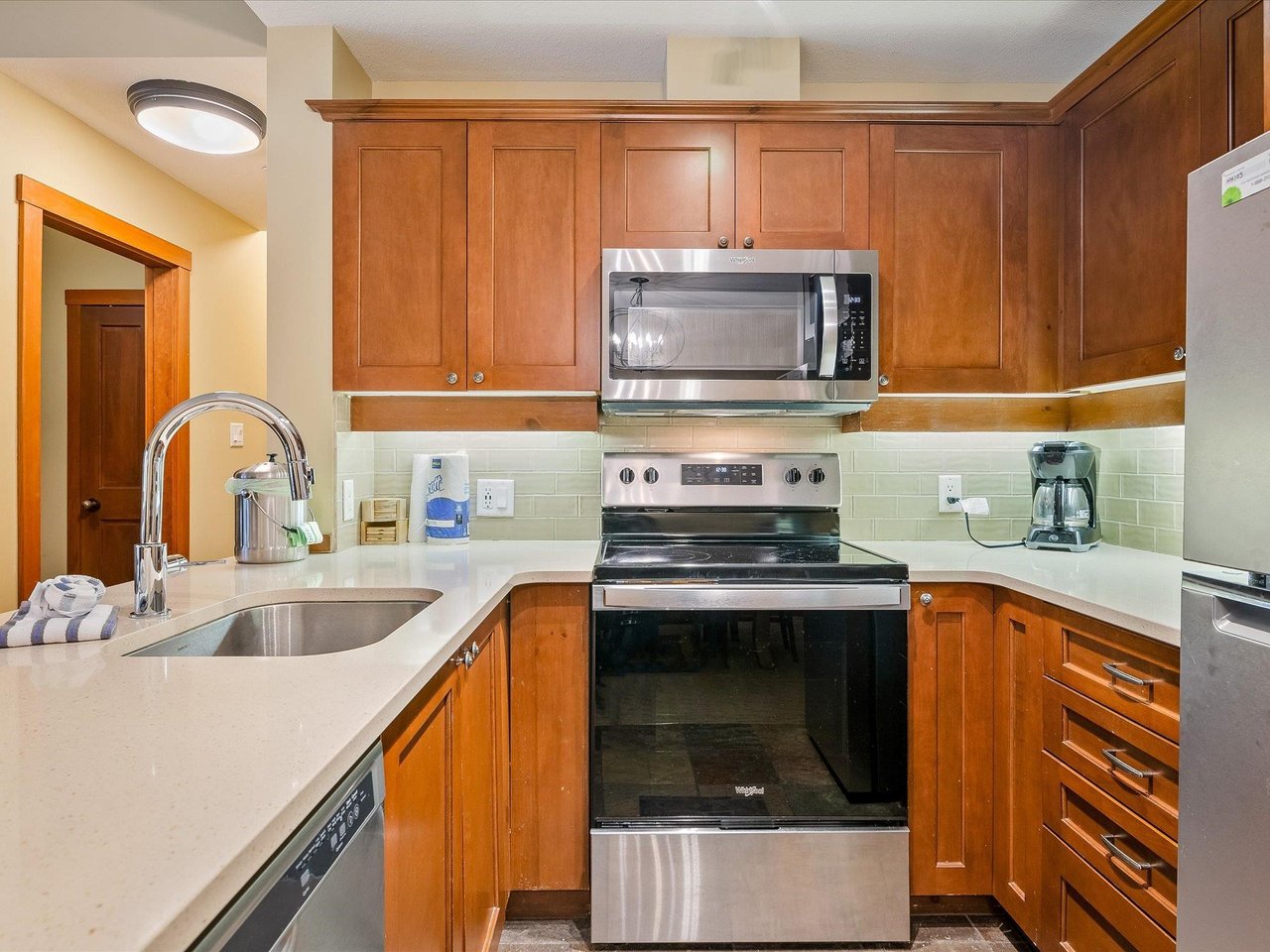 103G2-4653 Blackcomb Wy