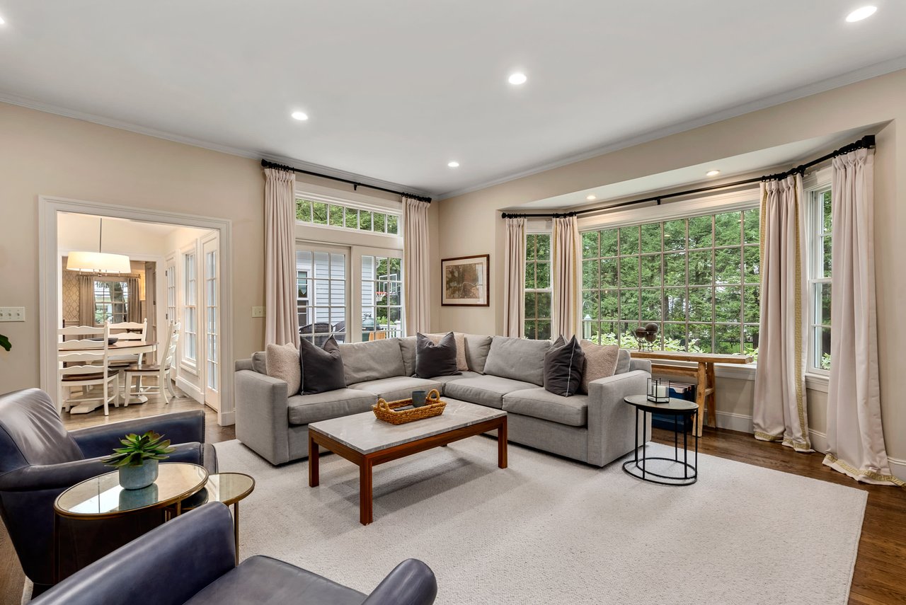 4 Alden Rd