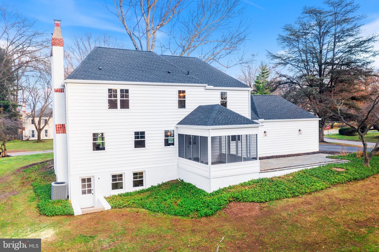 715 Westover Rd