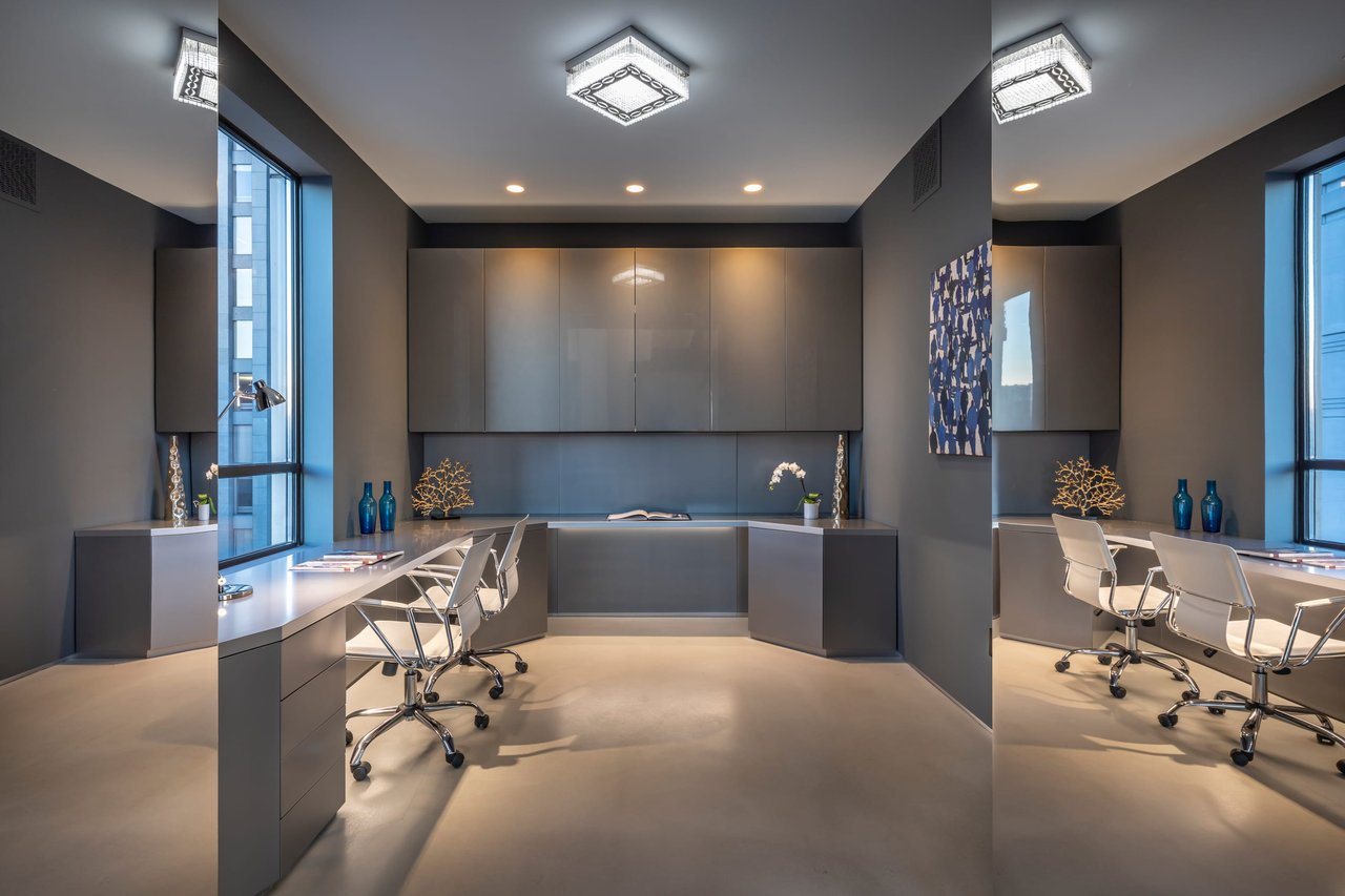 Ritz-Carlton Penthouse 2401