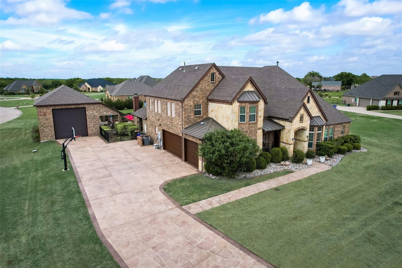 1401 Wells Circle