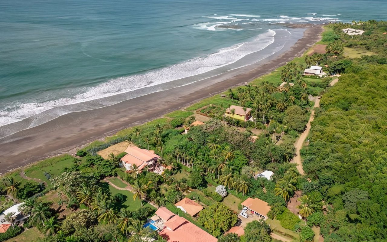 Junquillal Real Estate