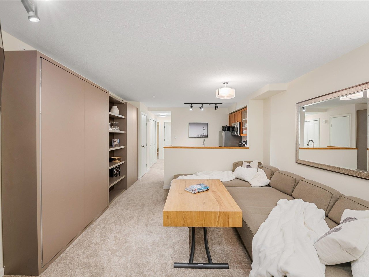 101-4388 Northlands Blvd