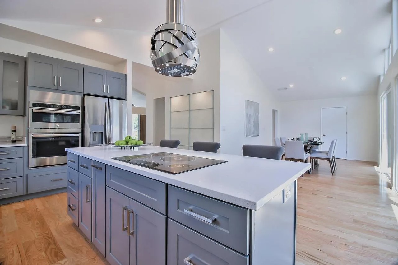 100 Belcrest Dr