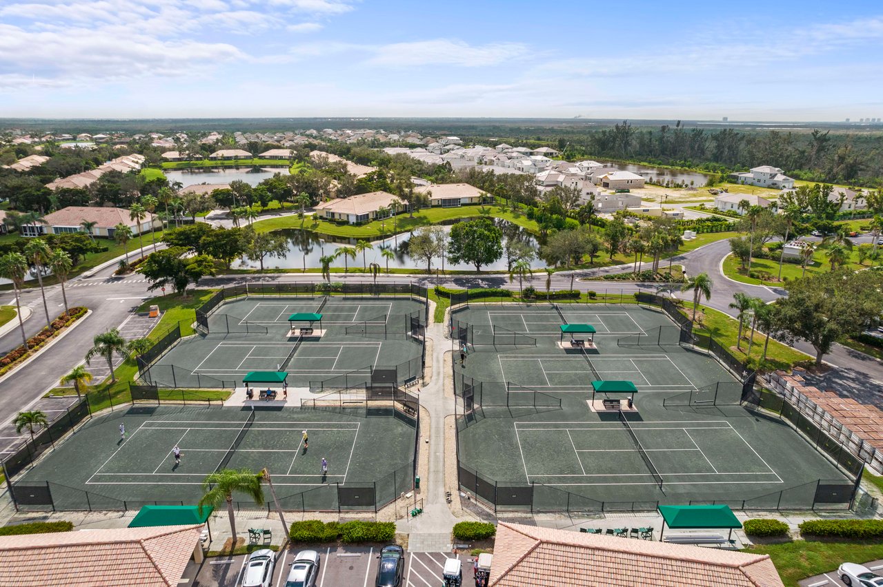 Lexington Carriage Home , 8813 Stockbridge Drive Fort Myers FL