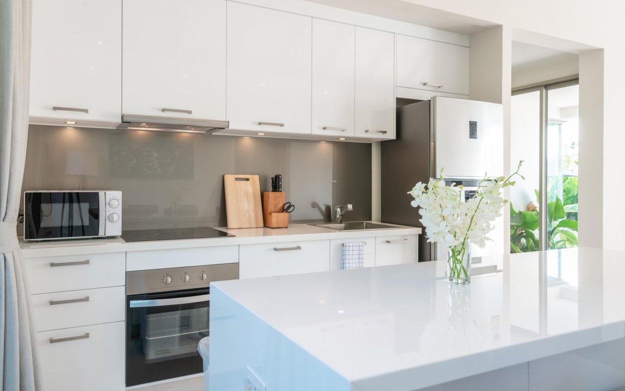 Explore One of the Most Dazzling Miami Waterfront Homes – 815 E Dilido DR