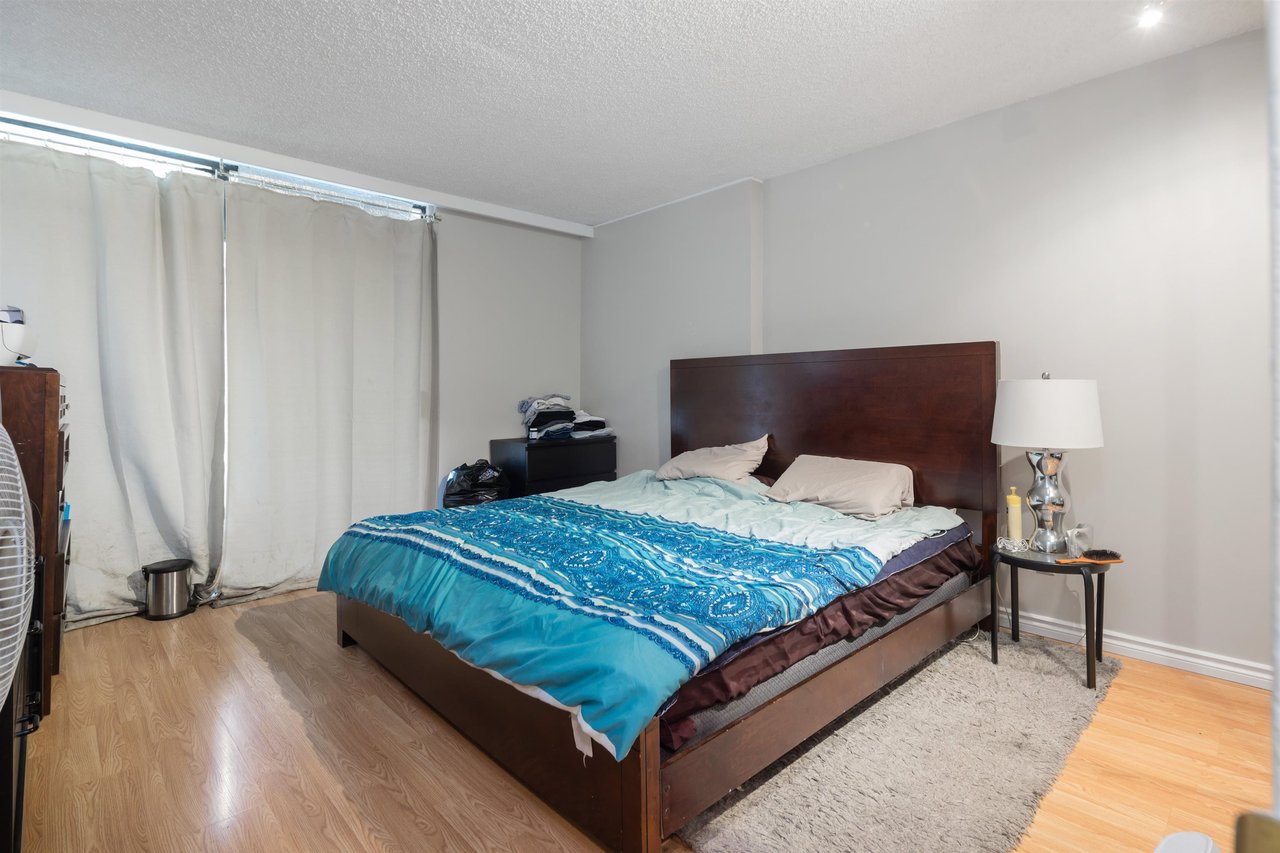 212-5932 Patterson Avenue, Burnaby