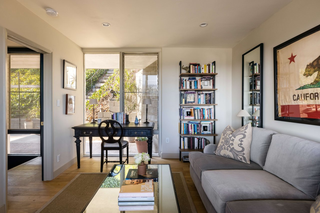 Striking and Unique 1963 Mid Century Home in Los Feliz