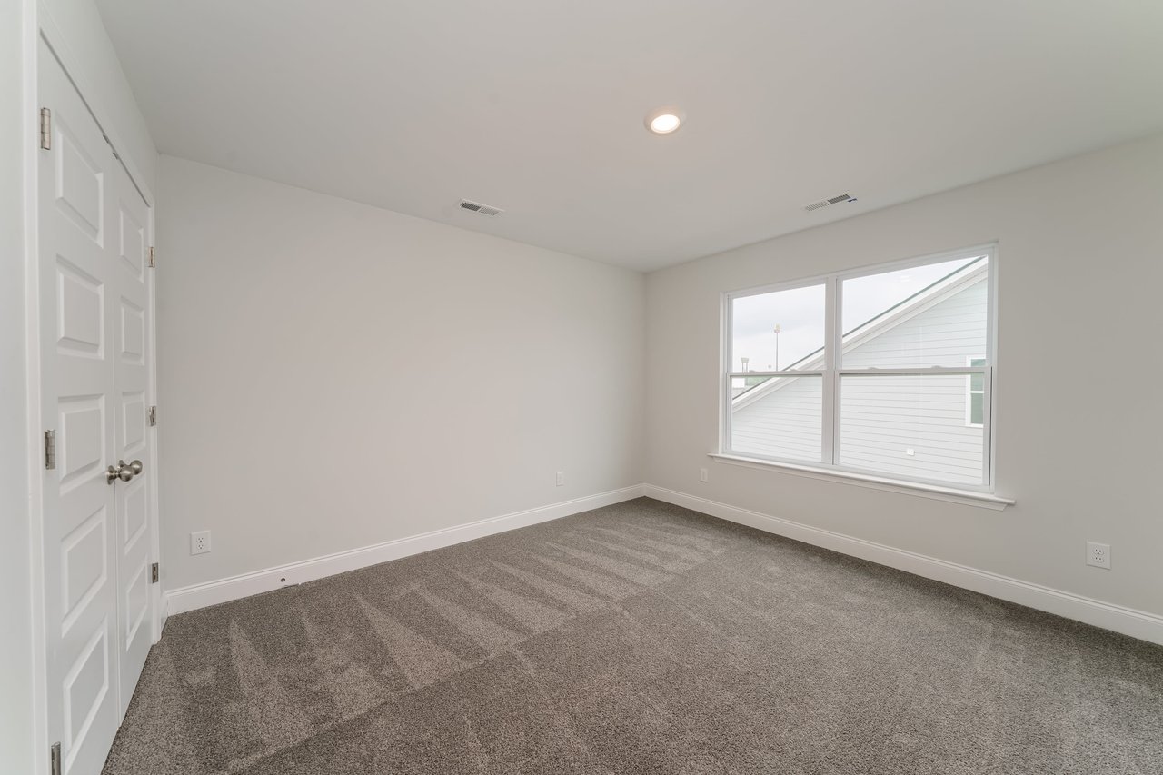 Summit Lakes Community just minutes from I-65! ATHENS CITY SCHOOLS!