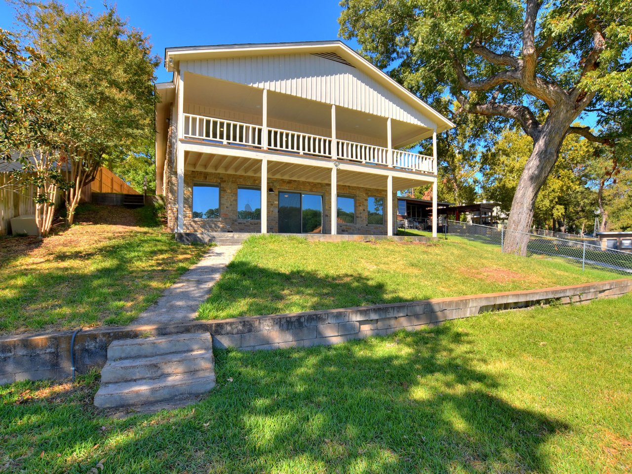 2642 Williams Lakeshore
