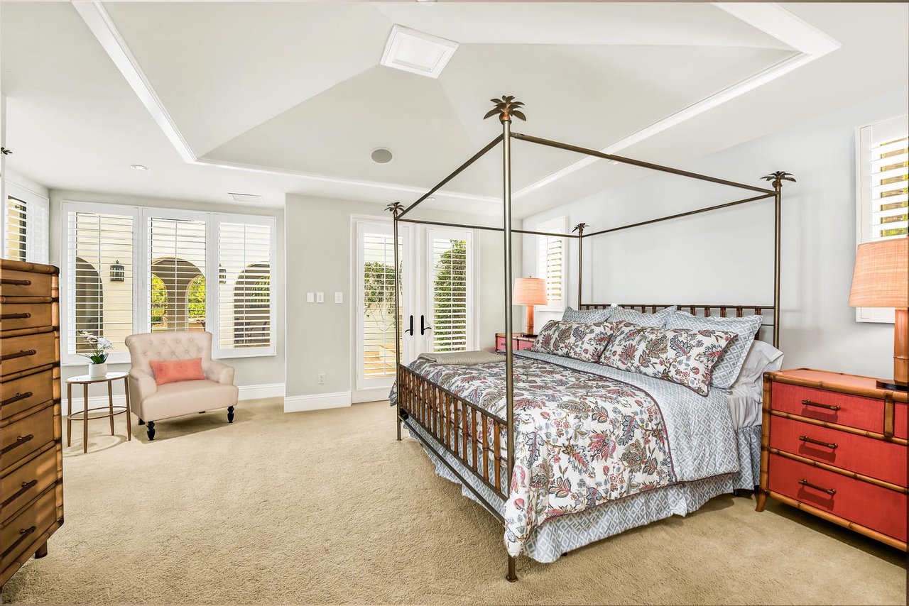 10838 Est Cortile CT