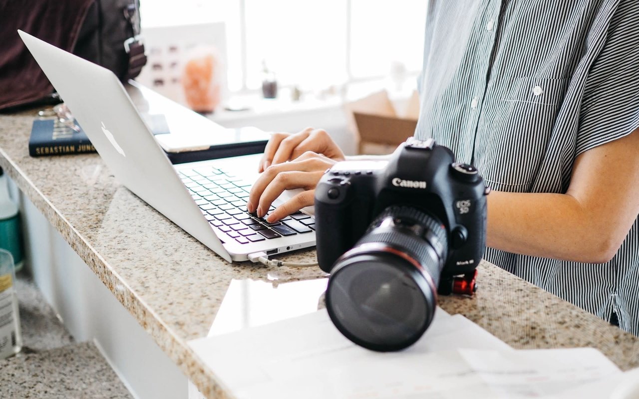 How Professional Photography Can Be Your Home’s Secret Weapon cover