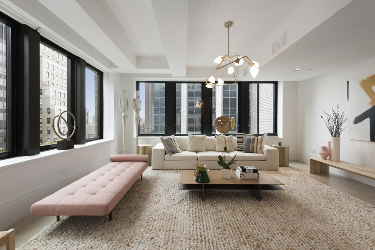 101 Wall St Unit: 23-A