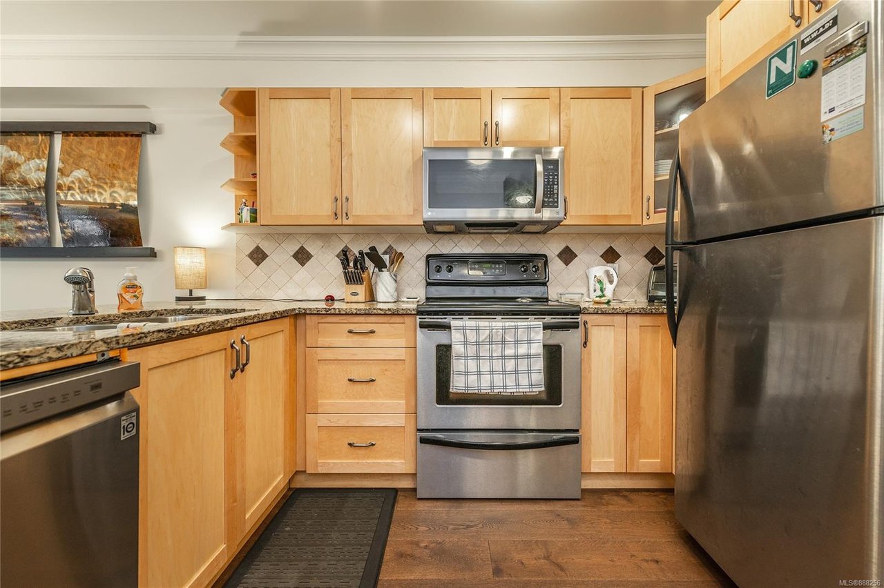 103-1514 Church Ave