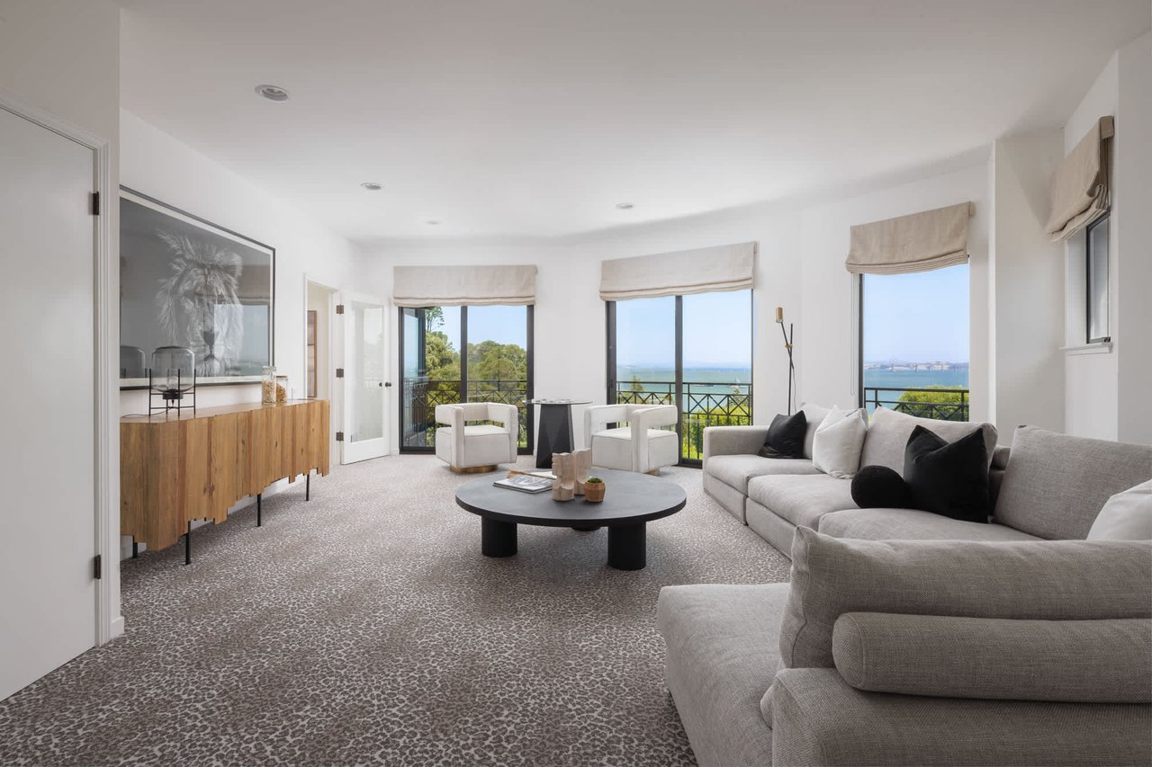 Sweeping Bay Views in Seafirth Estates