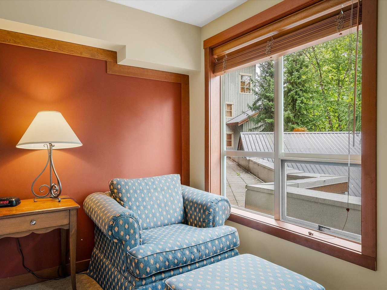 104-G1-4653 Blackcomb Wy
