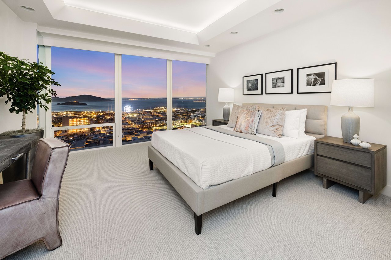 Showcase North Bay View Apartment