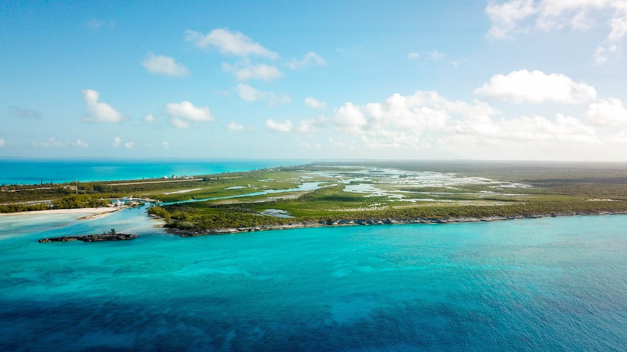 Hawks Nest Cay Cat Island