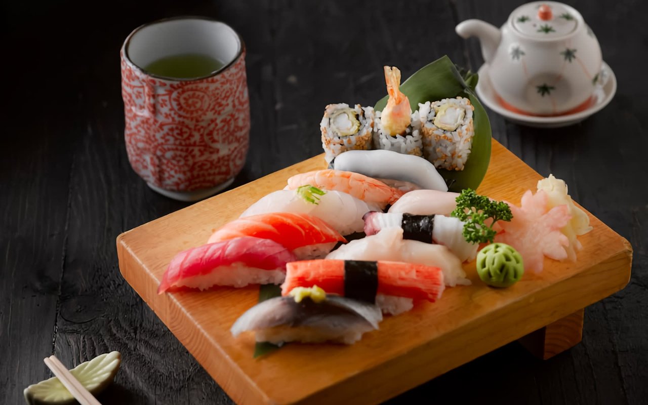 8 Best Restaurants in and Around Englewood Cliffs, NJ