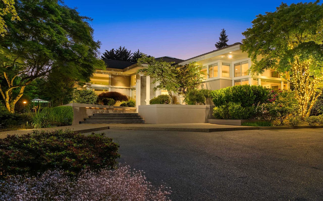 Architectural Masterpiece on Evergreen Point Road