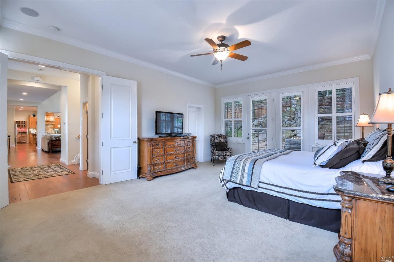 824 Olive Glen Ct