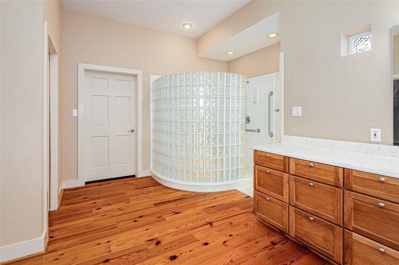 7390 Preston Road in Denison Has Just Hit the Market