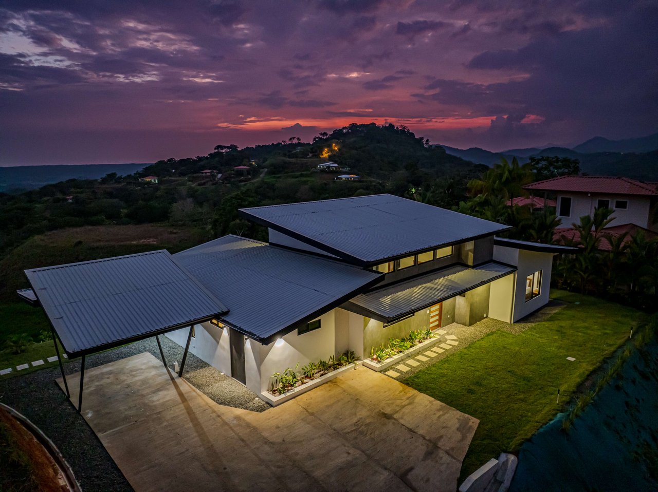 Chontales New Villa with Panoramic Ocean and Mountains Views 