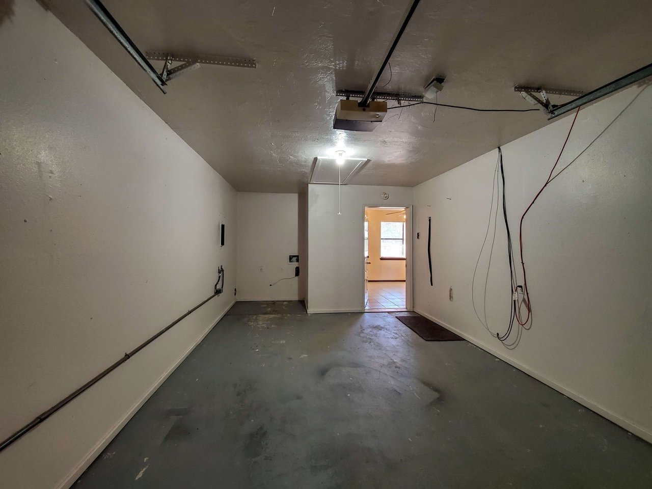 1218 Whispering Glen 
