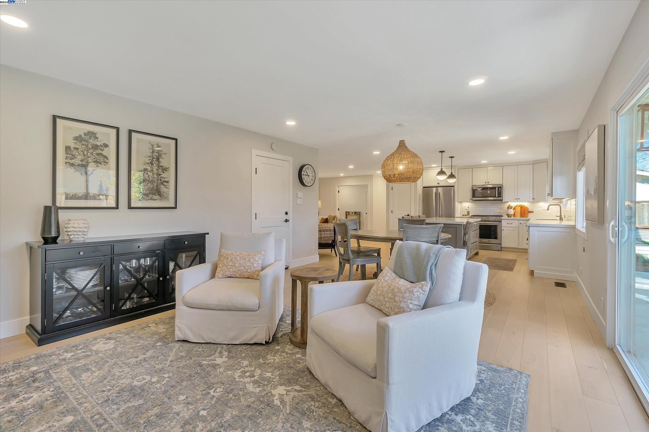 926 Amhurst Ct