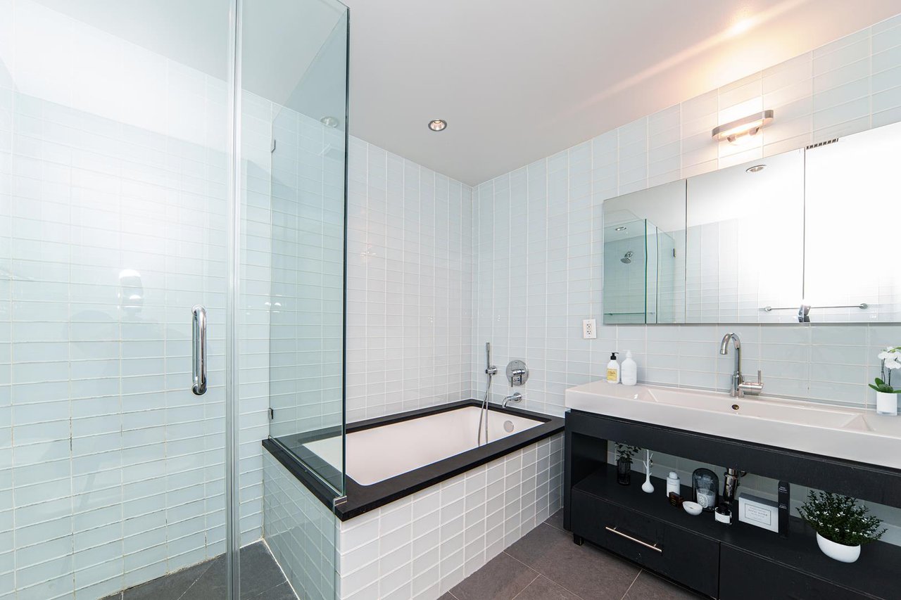 554 West 54th Street, Apt 24-B