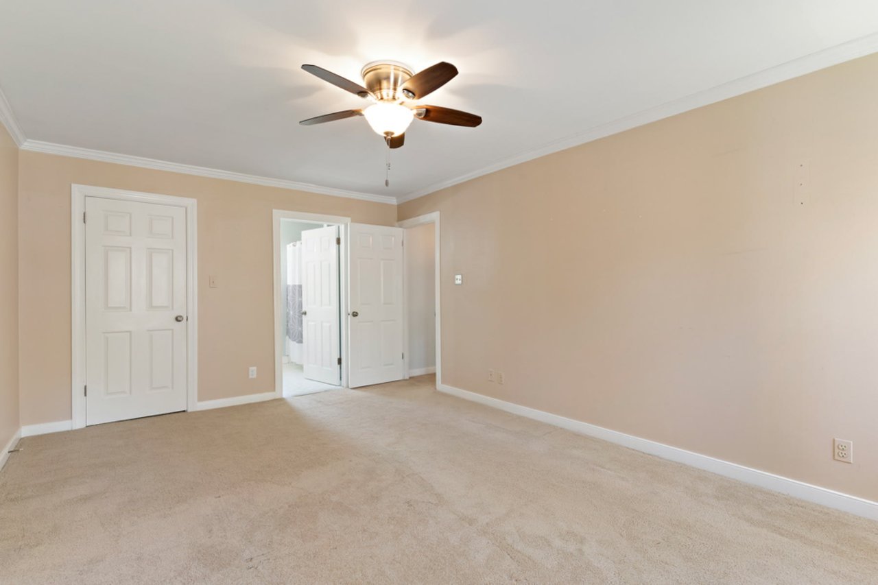 13907 Autumn Woods Road