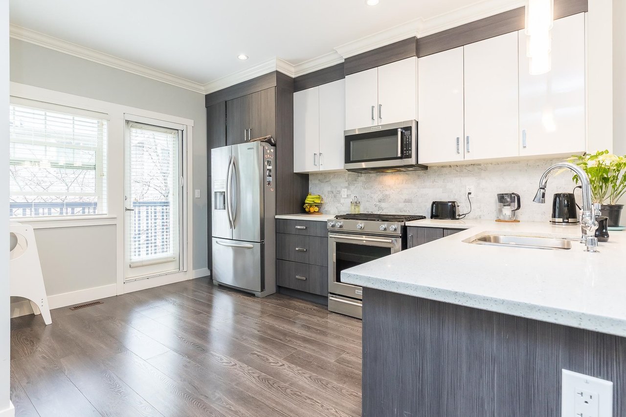 12-19097 64 Ave