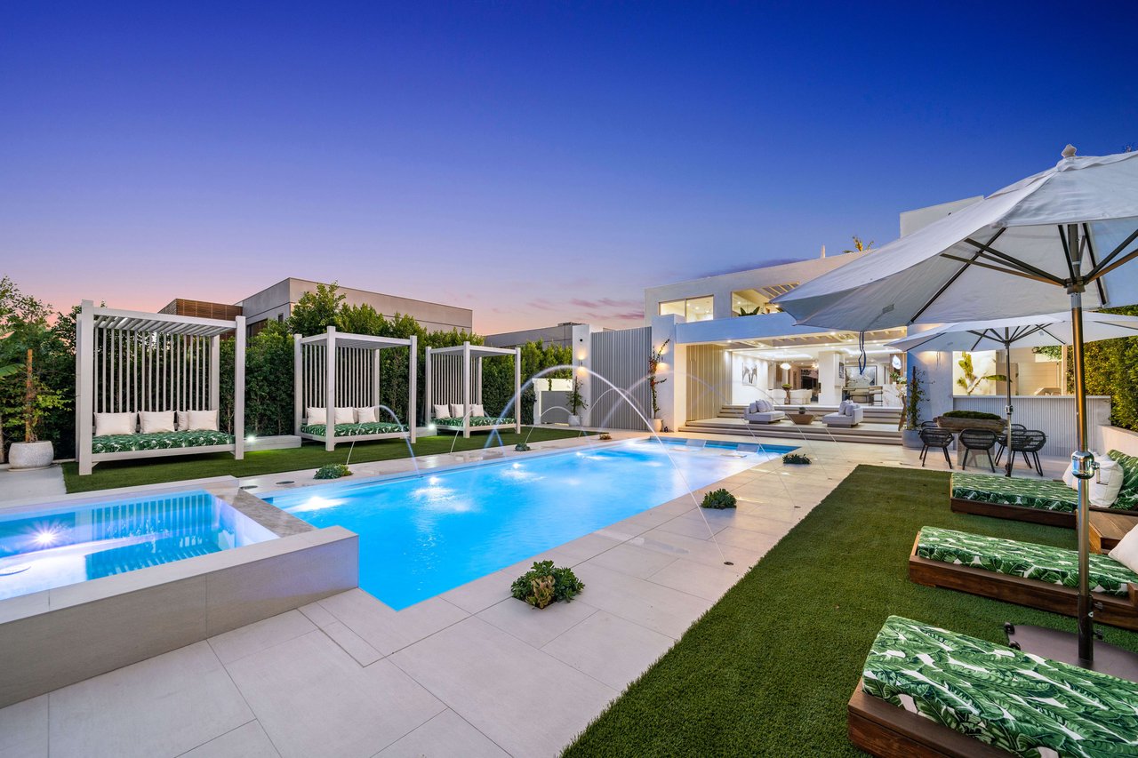 The Apex HH | 7115 Macapa Drive