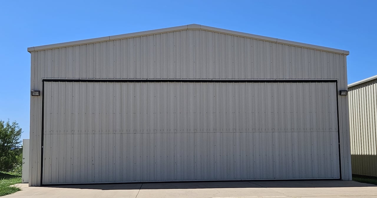 Spicewood Hanger