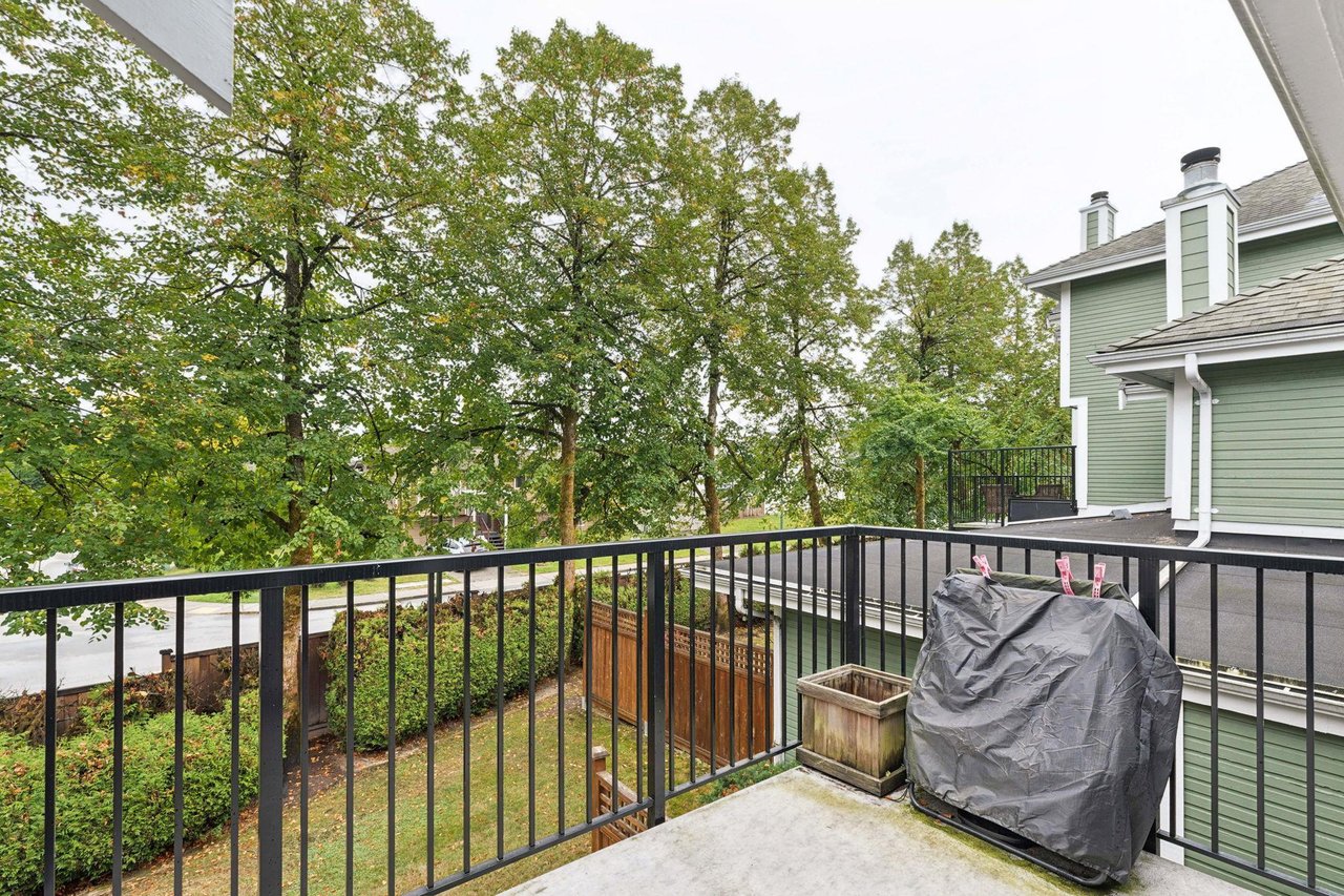 39-1140 Falcon Dr
