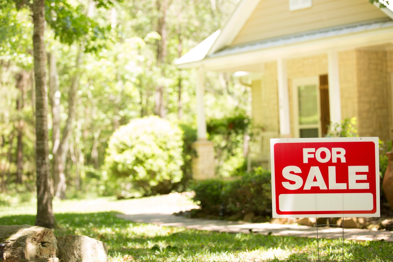 Expert-Approved Tips for Prepping a Home That'll Sell Fast