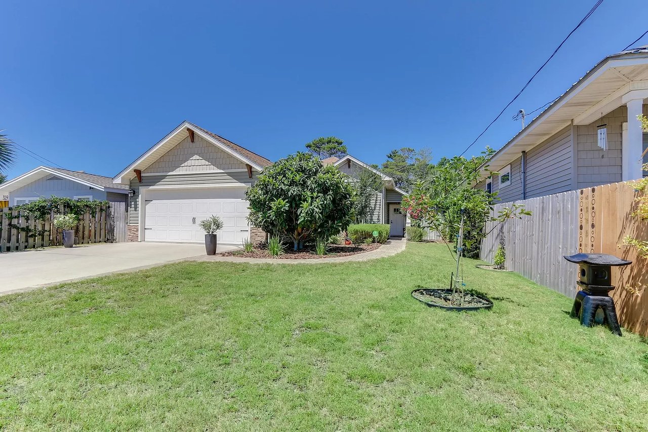 333 Derondo St